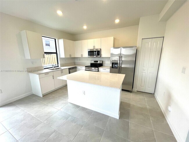 Building Photo - 23174 SW 129th Pl