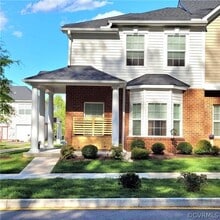 Building Photo - 7358 Pebble Lake Dr