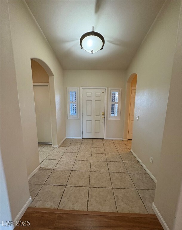 Building Photo - 5586 Golden Leaf Ave