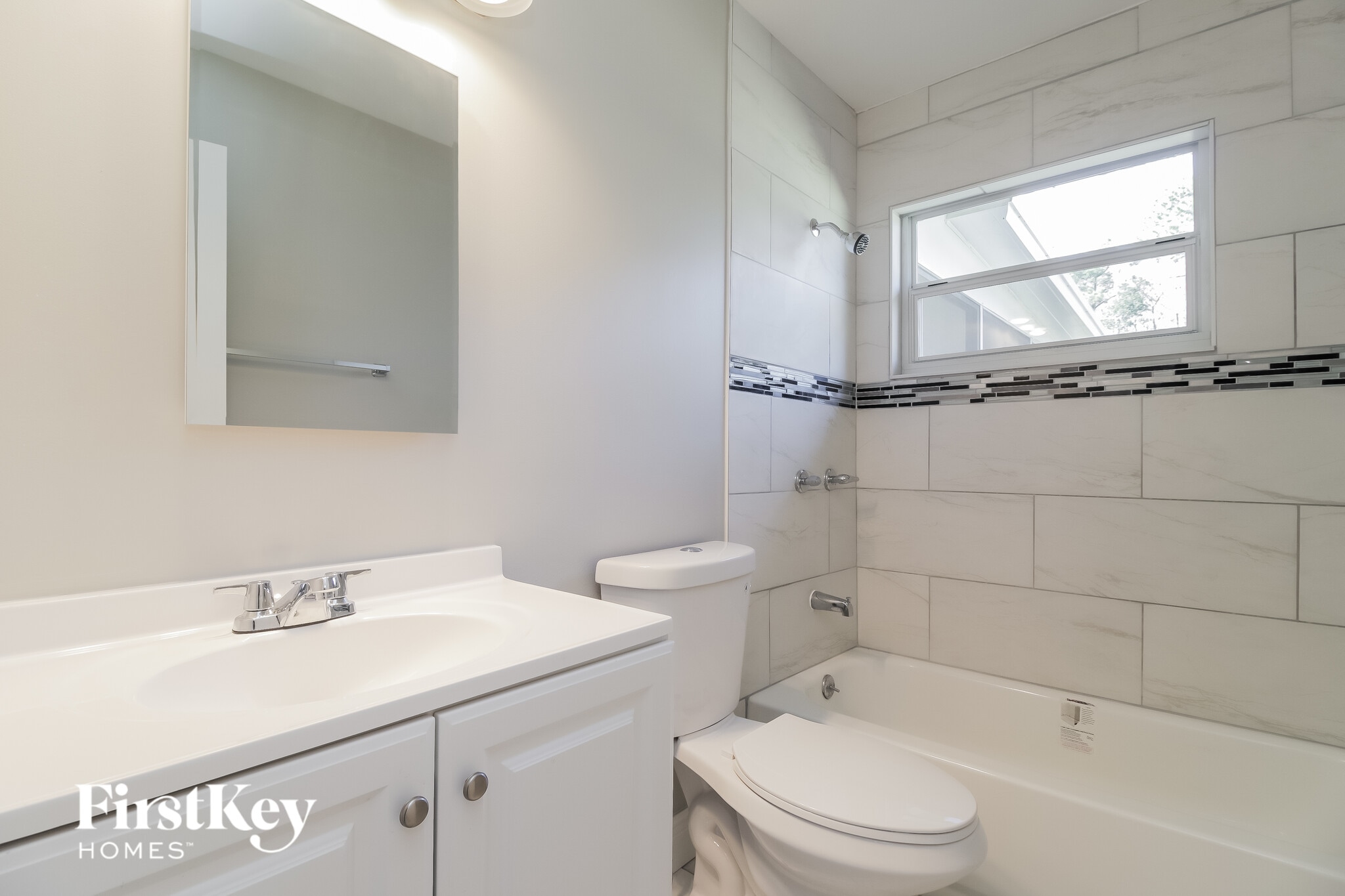 Building Photo - 550 Meadowvale Dr