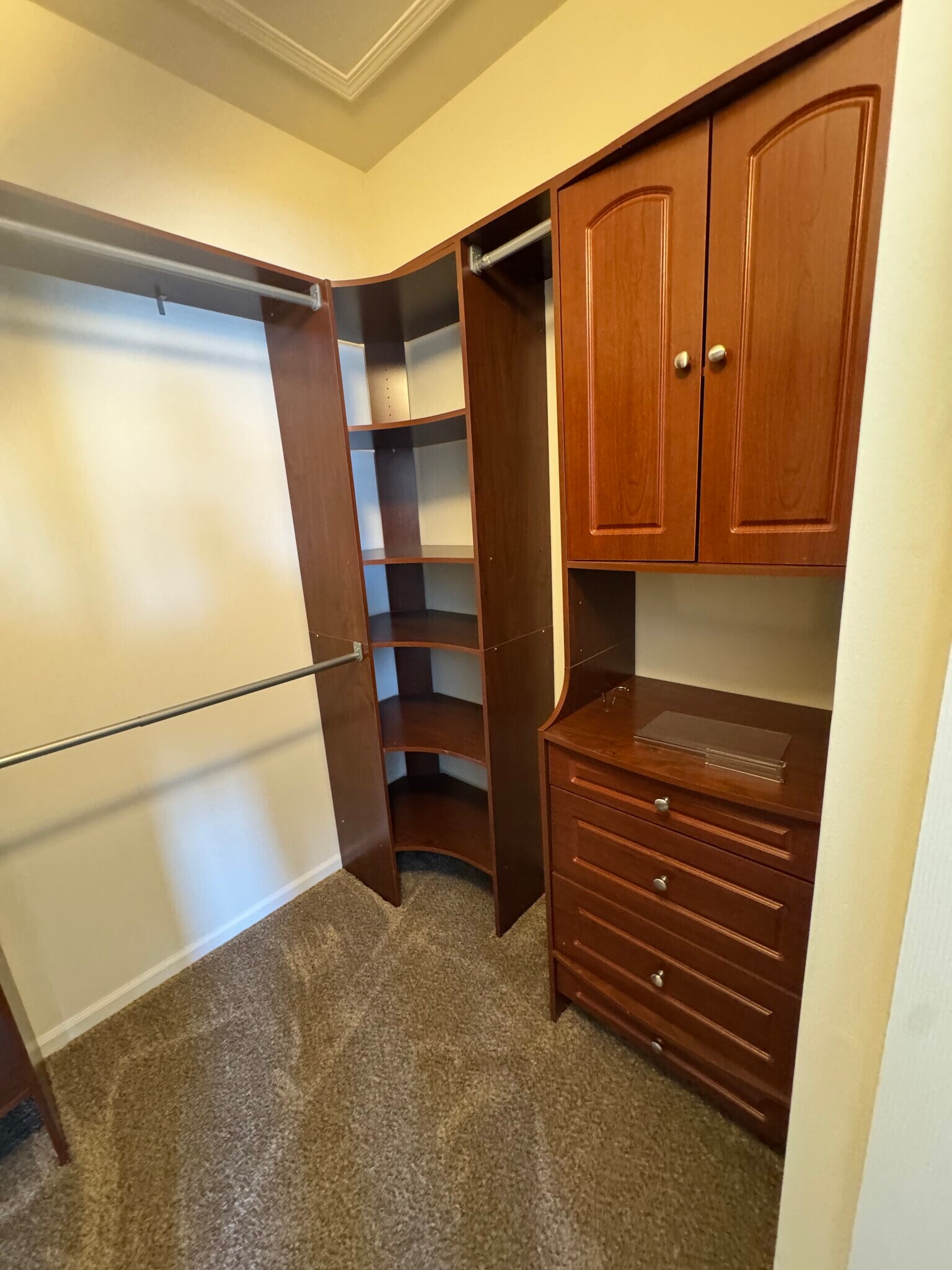 Building Photo - 1220 Alameda Blvd