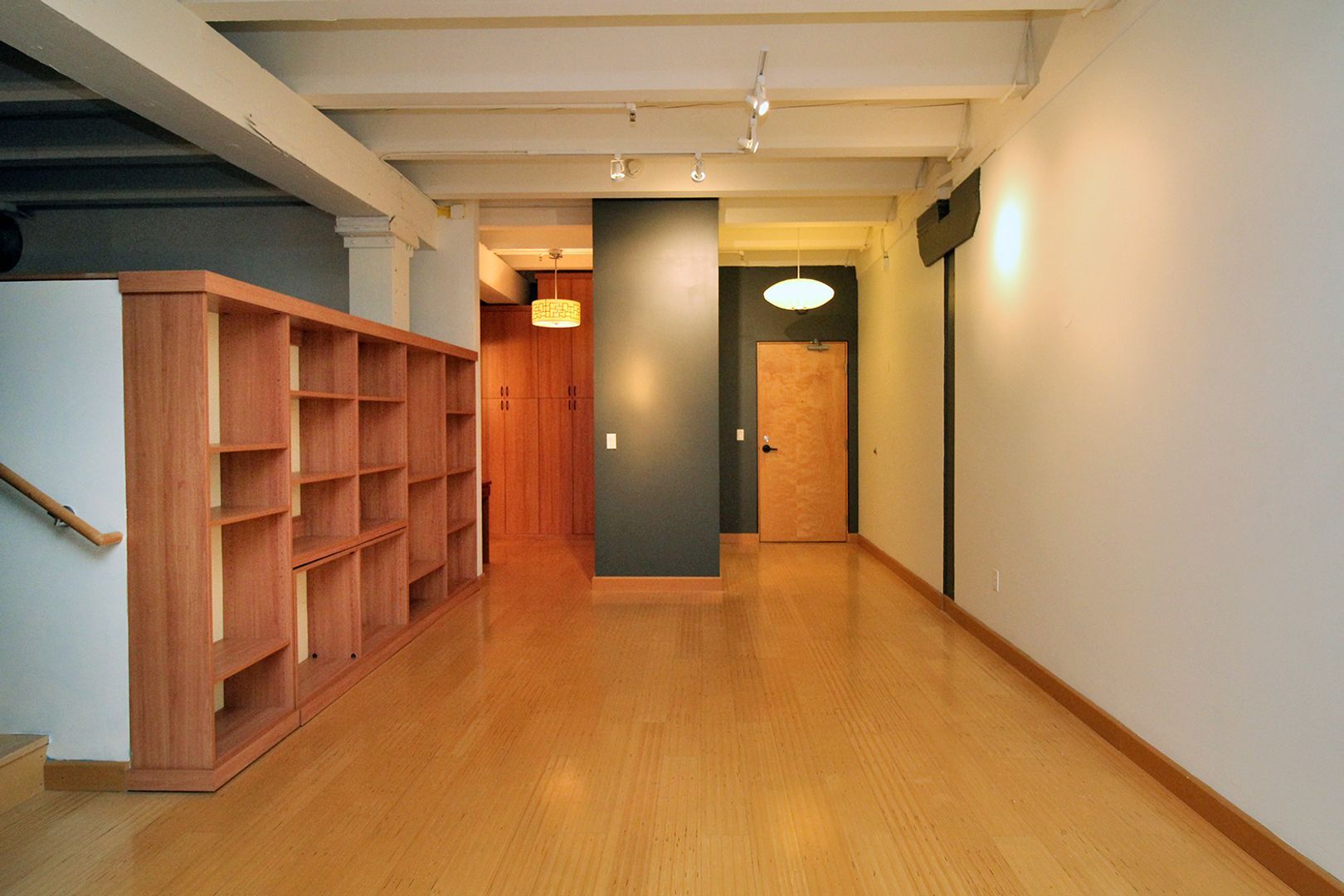 Building Photo - 416 NW 13th Ave