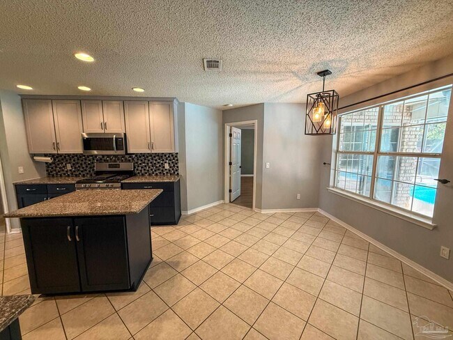 Building Photo - 1137 Carla Dr