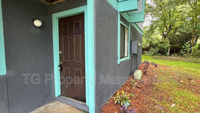 Building Photo - 5216 Westchase Ct