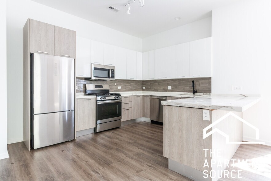 Primary Photo - 42 E 26th St