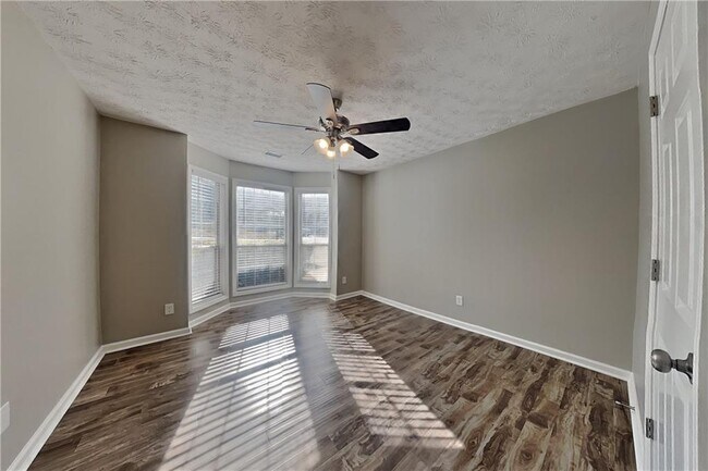 Building Photo - 3845 Rajean Dr