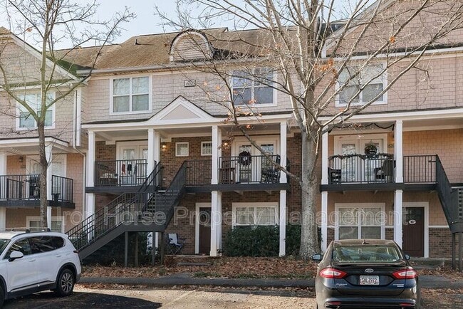 Building Photo - 1035 Barnett Shoals Rd