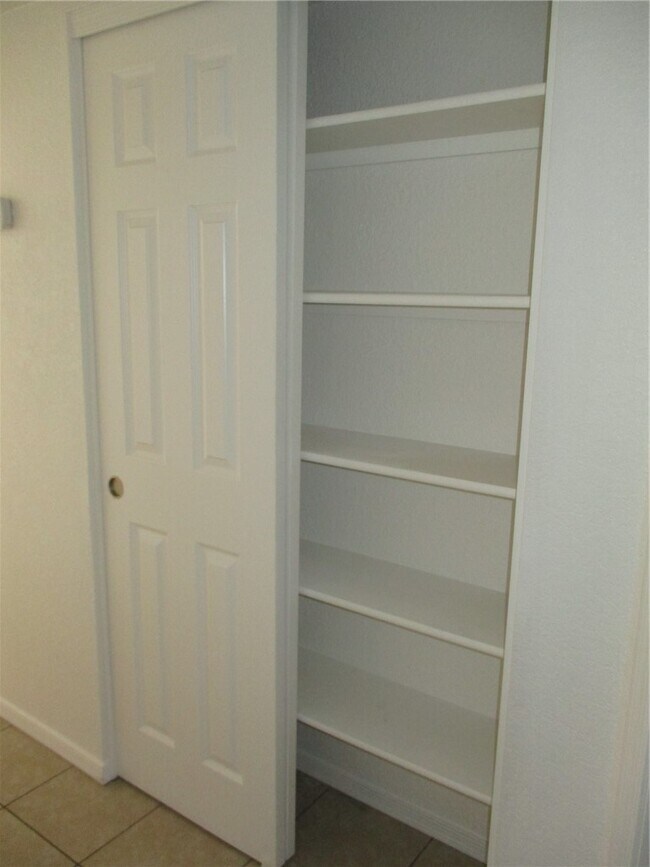 Building Photo - 2801 Paloma Senda