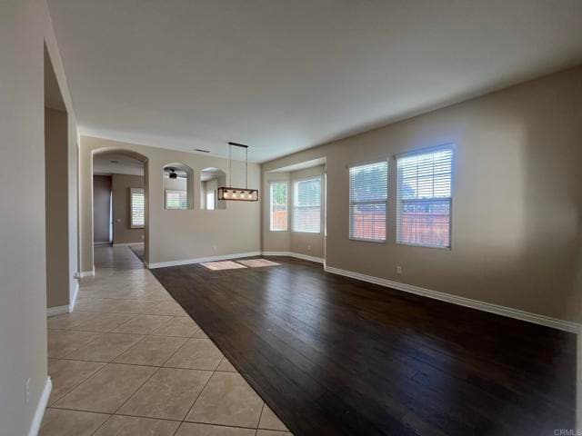 Building Photo - 593 Lone Oak Pl