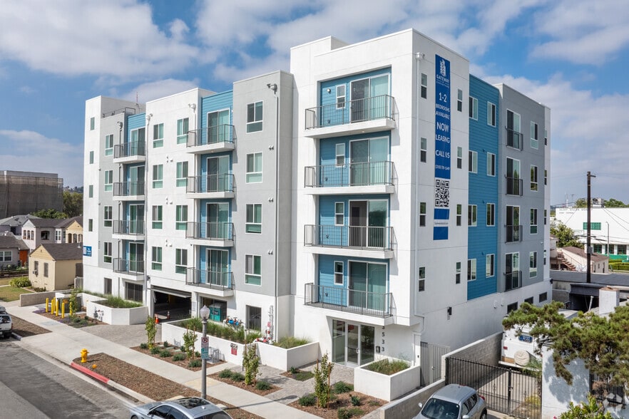 Building Photo - 3533 Chesapeake Ave