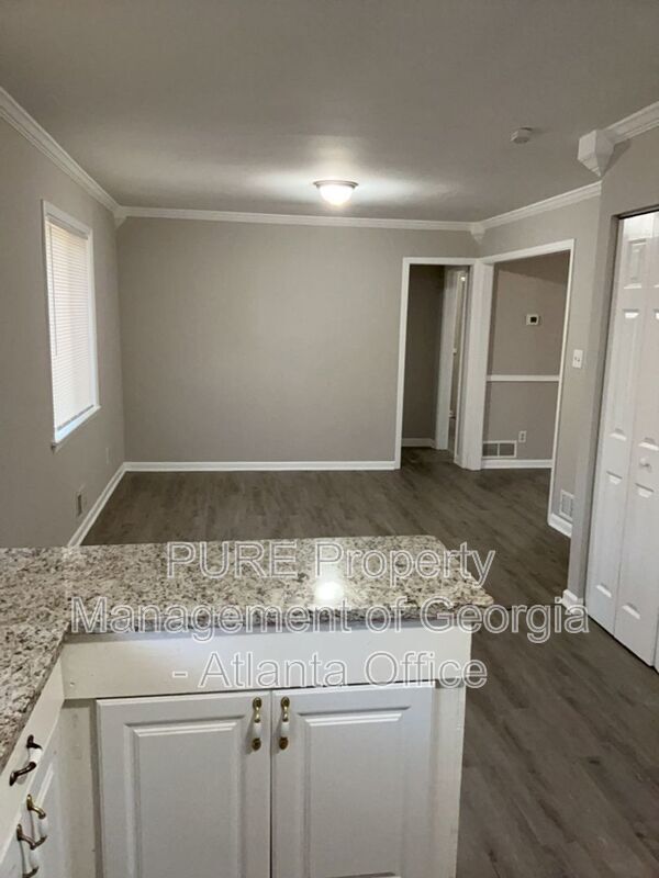 Building Photo - 2190 Kennesaw Due West Rd NW