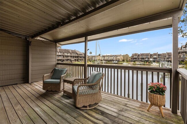 Primary Photo - 18138 Bal Harbour Dr