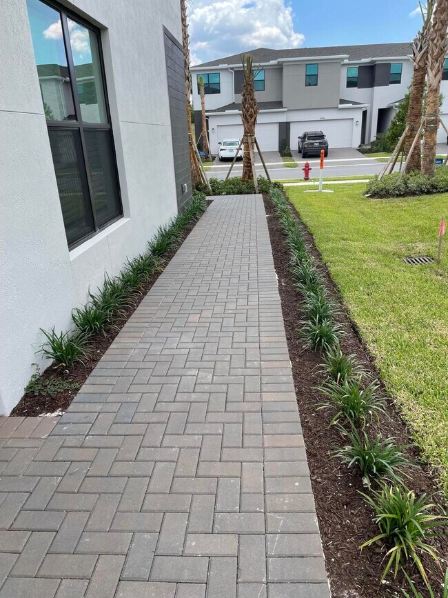 Building Photo - 14167 SW Solange St