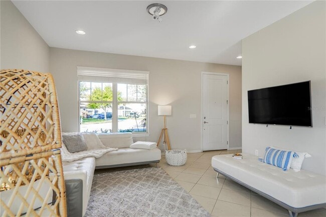 Building Photo - 7245 Half Moon Lake Dr