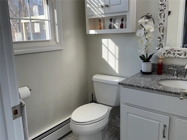 Building Photo - 83 Whiting St