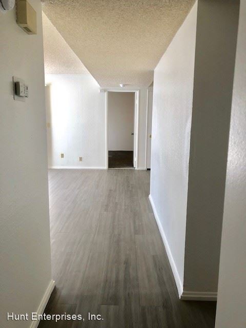 Building Photo - 25957 Redlands Blvd
