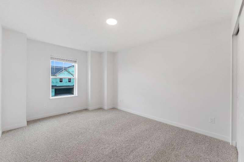 Building Photo - 5297 Long Pointe Pass