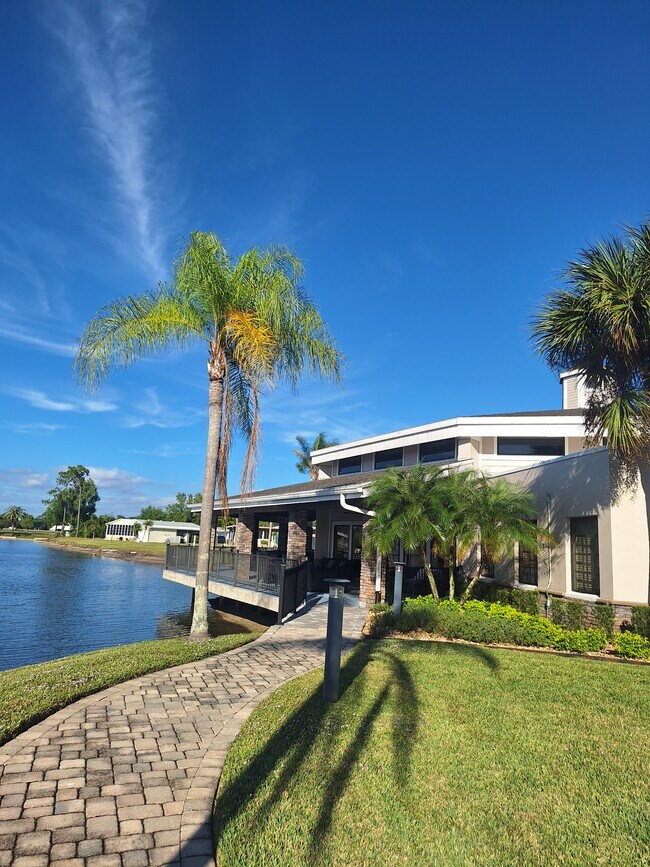 Building Photo - 29201 S Jones Loop Rd