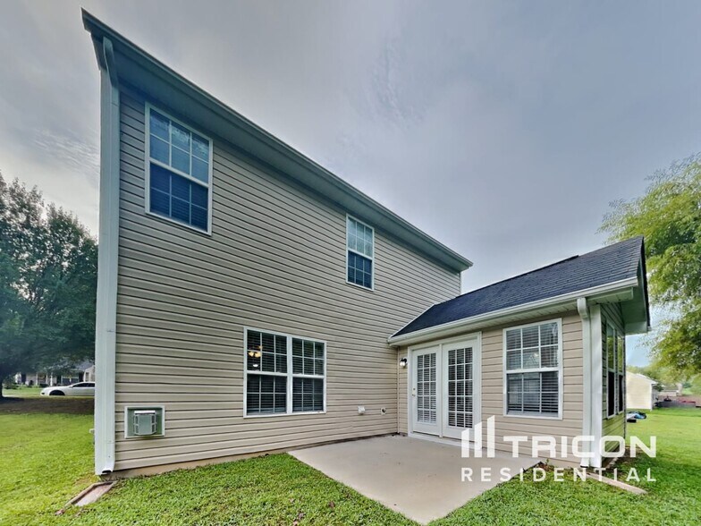 Building Photo - 6231 Creekbrooke Ct