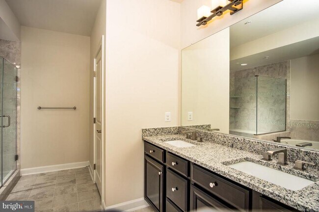 Building Photo - 43375 Whitehead Ter