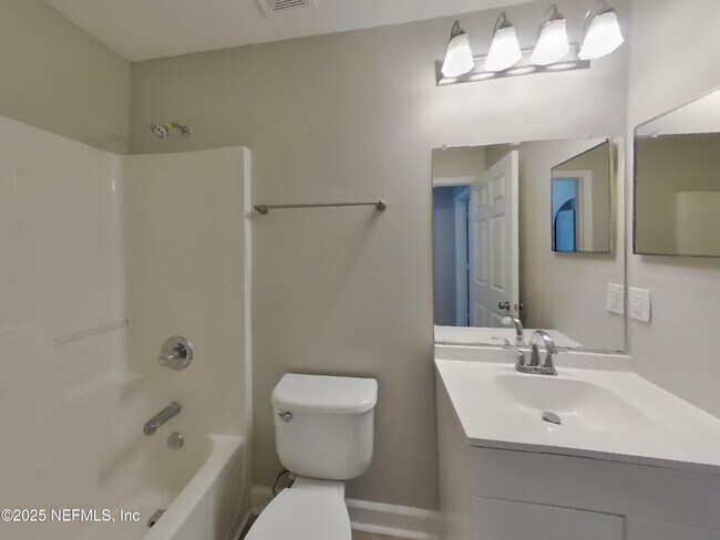 Building Photo - 1656 Dartmouth Dr