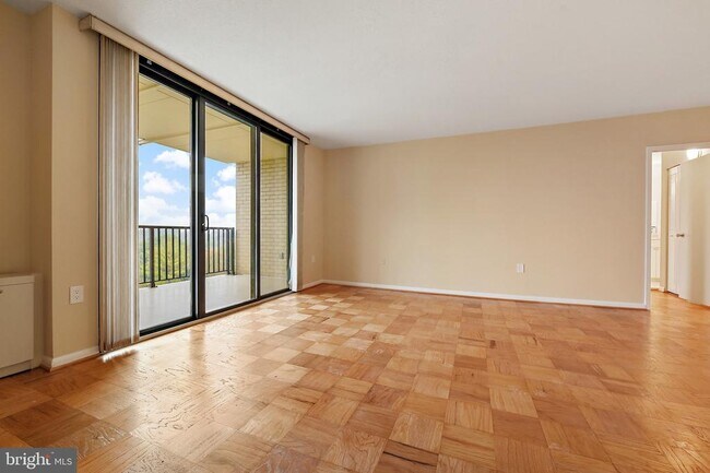 Building Photo - 4242 East-West Hwy