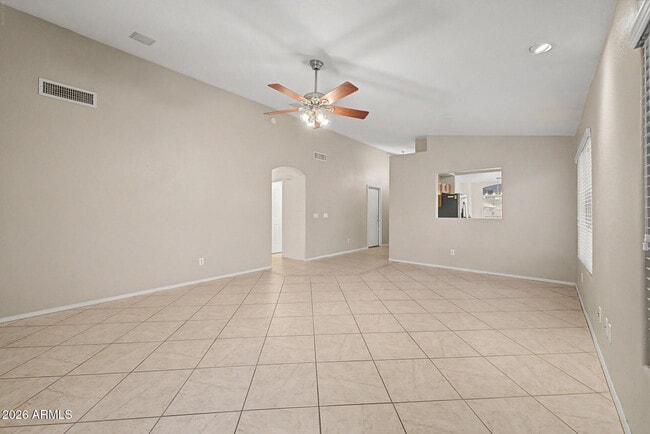 Building Photo - 6602 W Desert Hollow Dr