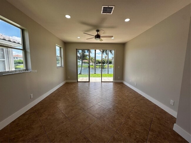 Building Photo - 2243 SW 134th Ave