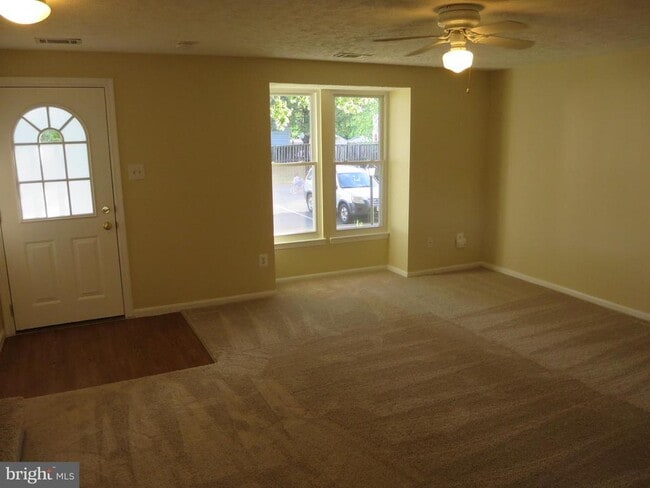 Building Photo - 9038 St Steven Ct