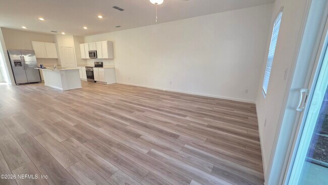 Building Photo - 3971 Mid Century St