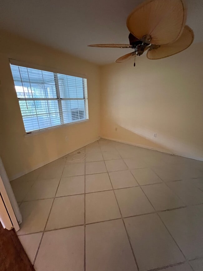 Building Photo - 3211 NW 103rd Dr