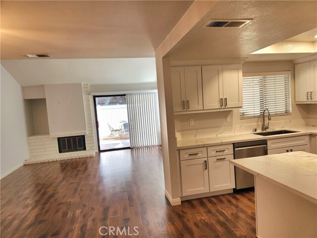 Building Photo - 22804 Chardonnay Dr