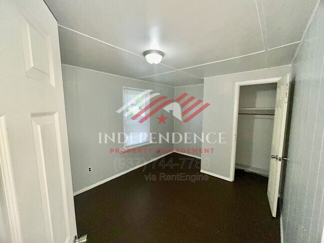 Building Photo - 517 Mertland Ave