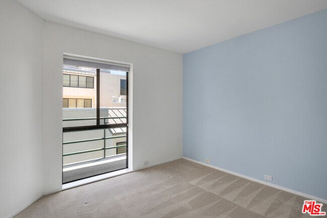 Building Photo - 2920 Neilson Wy