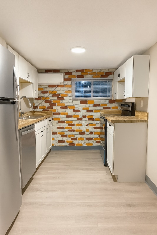 Building Photo - 2306 E 14th St