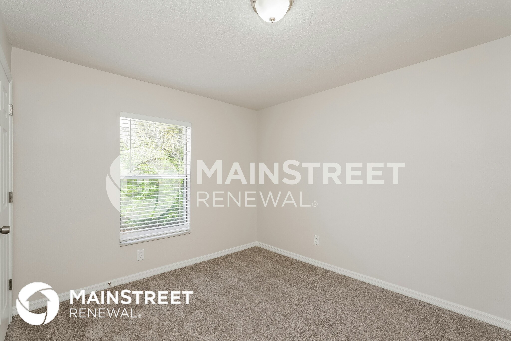 Building Photo - 2427 18th St S