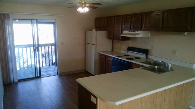 Building Photo - 629 Yuma Street