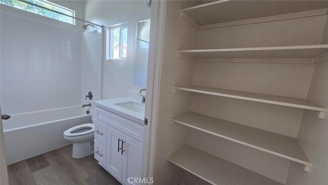 Building Photo - 9386 Olive St