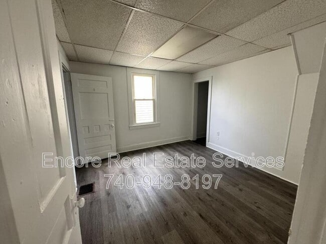 Building Photo - 518 Maple Ave