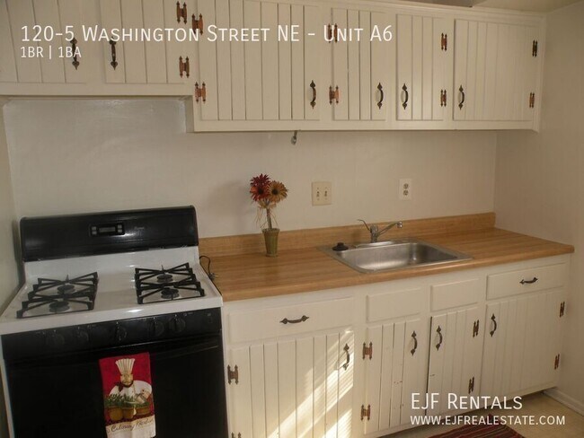 Building Photo - 120-5 Washington Street NE-Unit A6