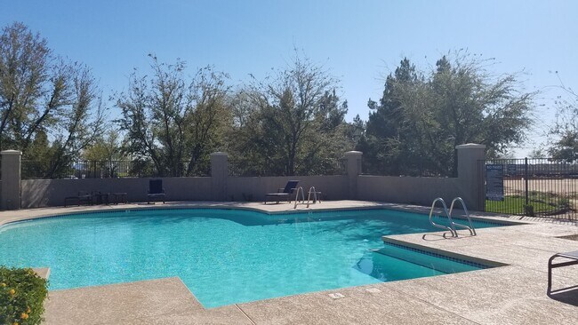 Building Photo - 14870 W Encanto Blvd
