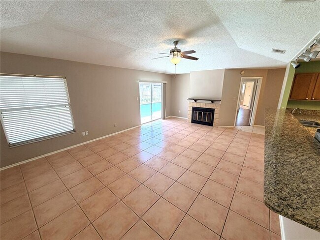 Building Photo - 309 Buttonwood Dr