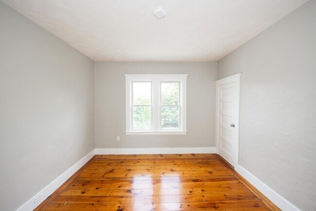 Building Photo - 38 Everard St