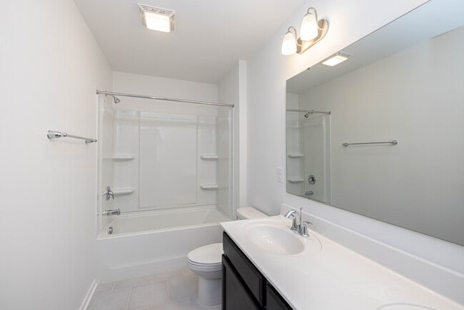 Building Photo - 4BD/2.5 House in the Stonebridge Fairways Community - AVAILABLE MAY 2026