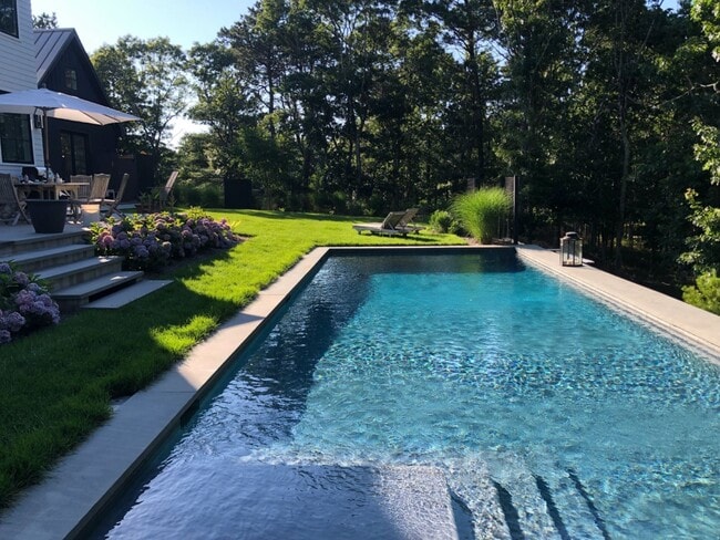 Building Photo - 13 Hilltop Ln