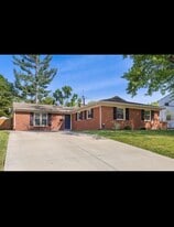 Building Photo - 3483 Greentree Rd