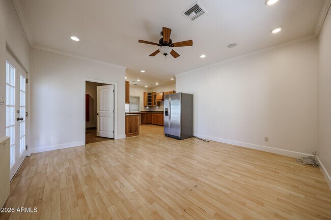 Building Photo - 6228 E Pershing Ave