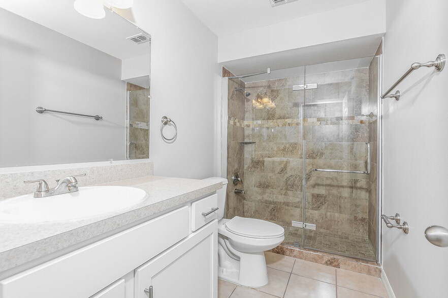 Building Photo - 1458 Eldra Dr