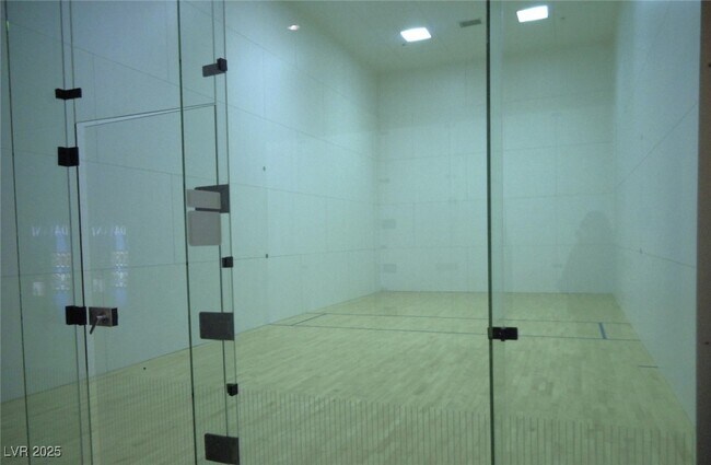 Building Photo - 1000 Via Stellato St