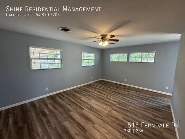 Building Photo - 1515 Ferndale Dr